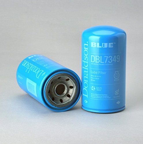 Donaldson DBL7349 close-up of base gasket and filter media edge highlighting seal quality for leak prevention