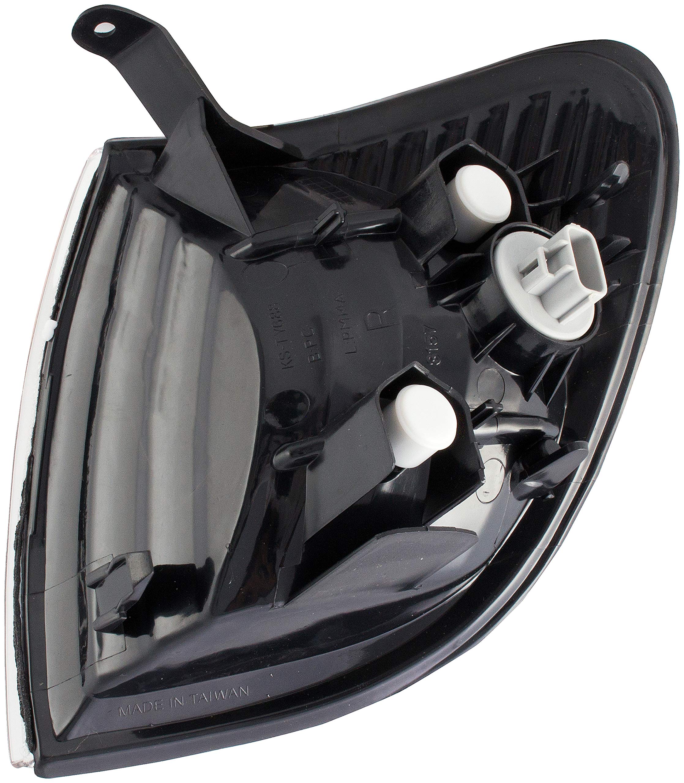 Dorman lens close-up detail highlighting seal and clarity for lasting visibility benefit