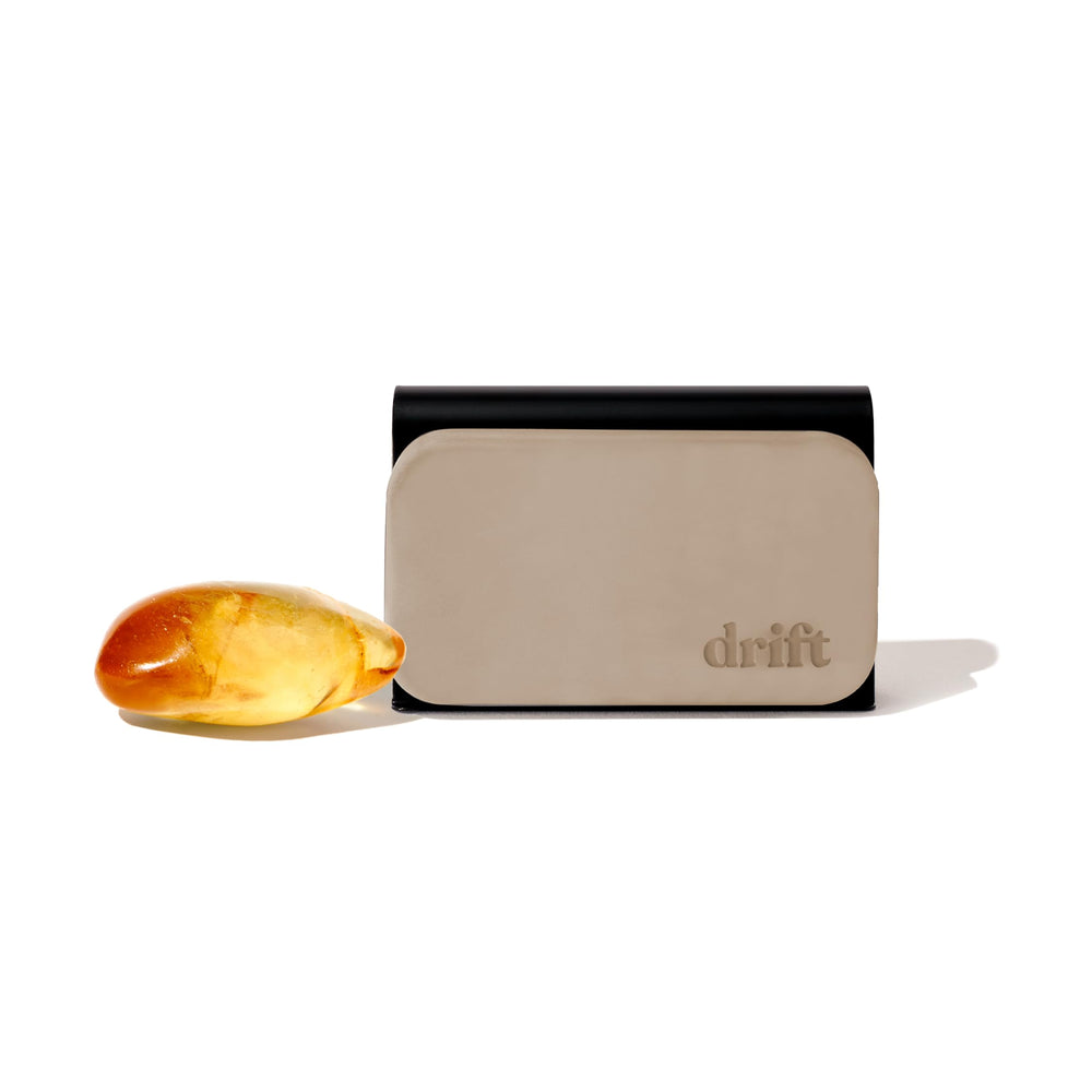 drift front packaging showing amber scent starter kit and visual appeal