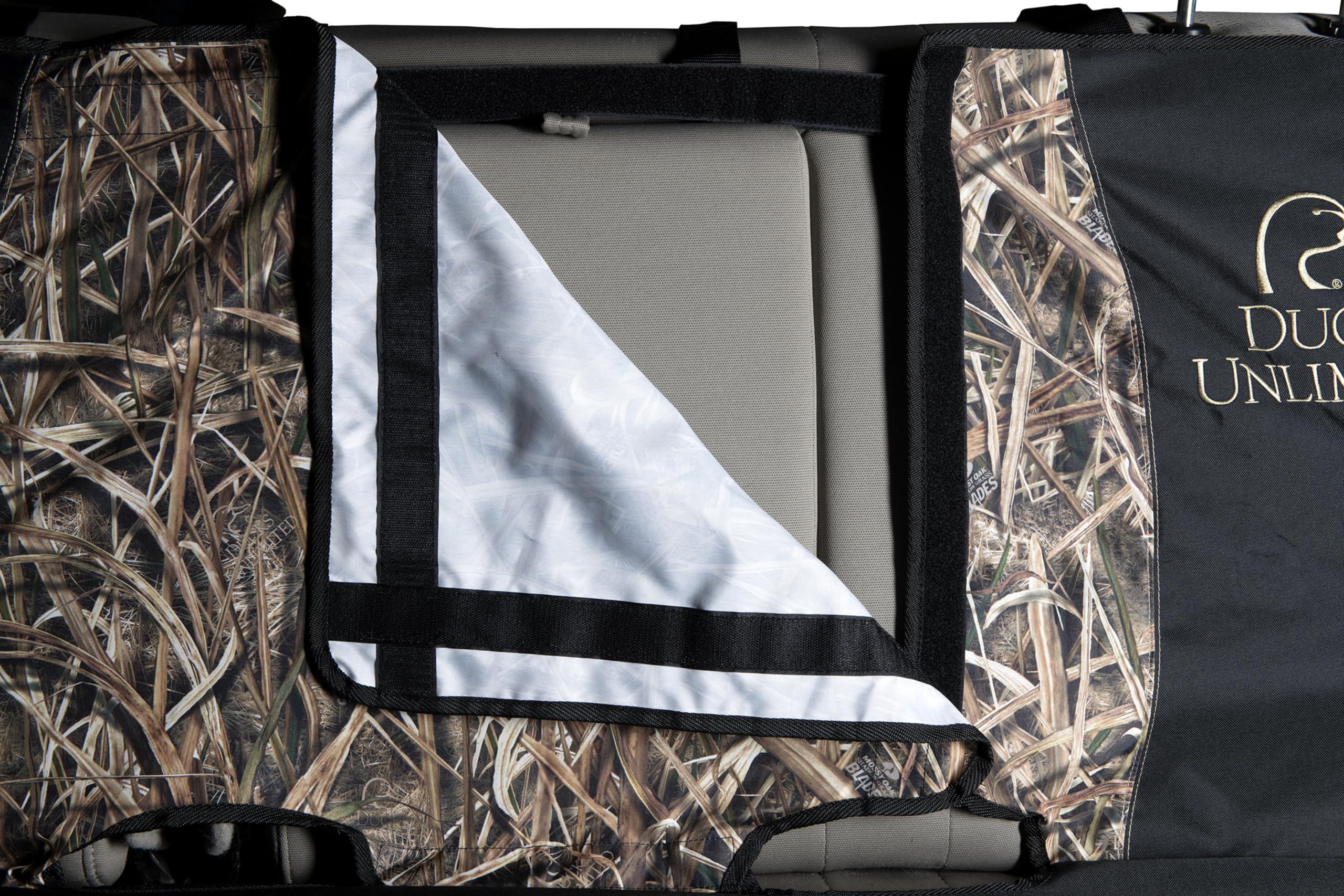 Ducks Unlimited installed in truck demonstrating full bench coverage benefit