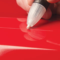 Dupli-Color brush end in use on a chip, smooth coverage for larger touch-ups