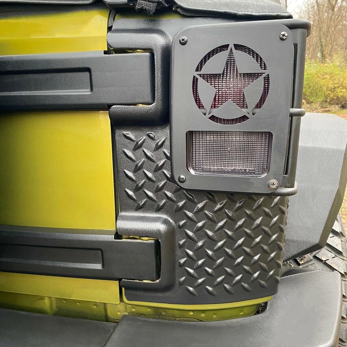 ECOTRIC guard on muddy trail protecting paint and preventing chips