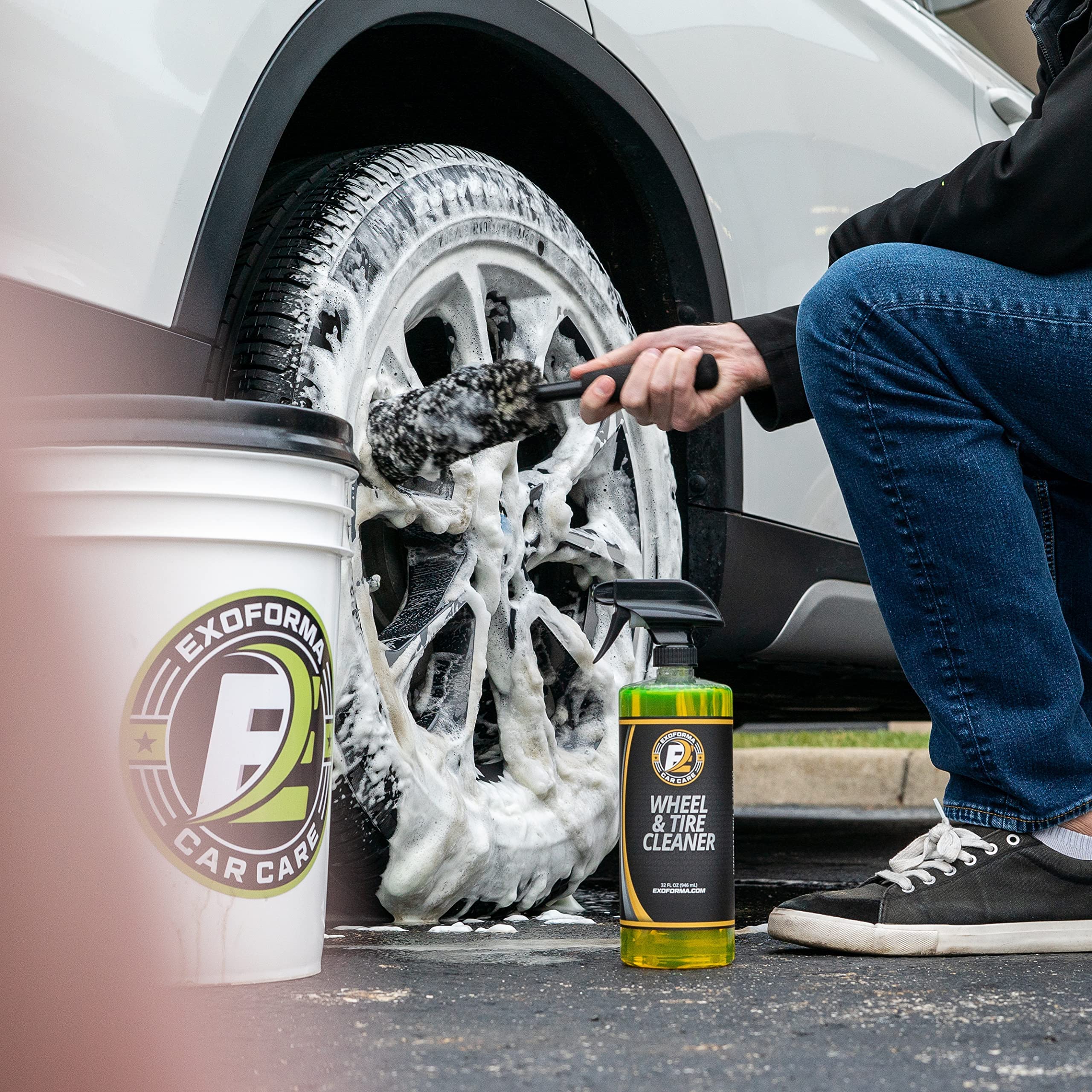 ExoForma EVA foam grip detail showing comfortable hold and better control during cleaning