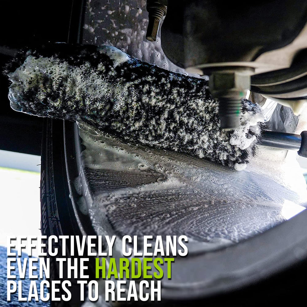 ExoForma rubber tip touching rim lip protecting finish during scrubbing for peace of mind
