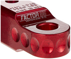 Factor 55 close-up of machined shackle radius demonstrating soft-shackle compatibility