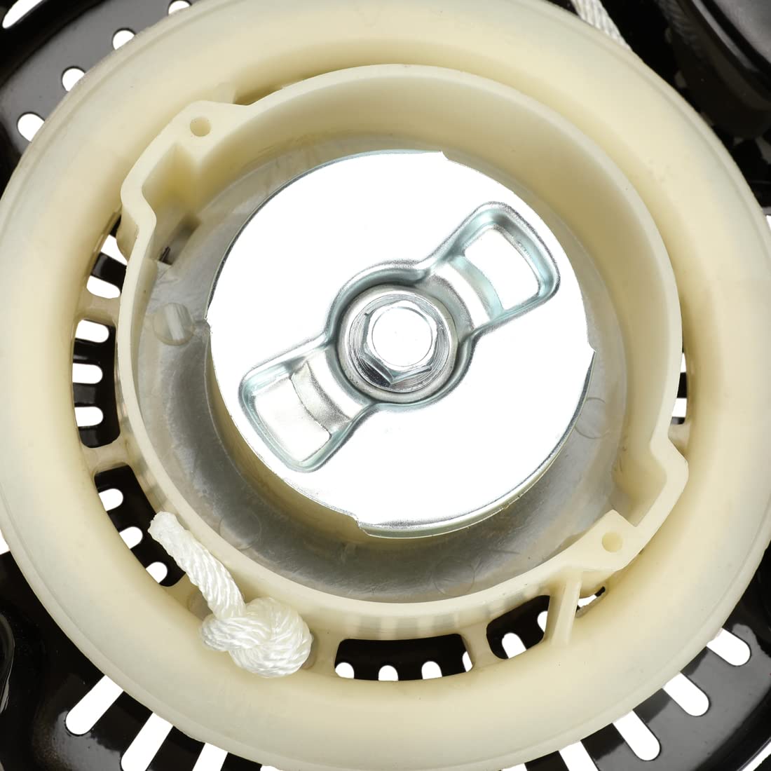 FVRITO close-up of nylon cord and rubber handle for comfortable pull