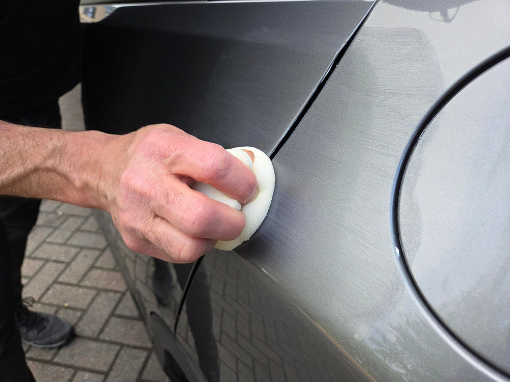 G3 Pro microfiber cloth detail that buffs residue to high gloss