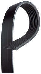 Gates 7PK2217 front view showing packaging and clear part identifier benefiting correct replacement
