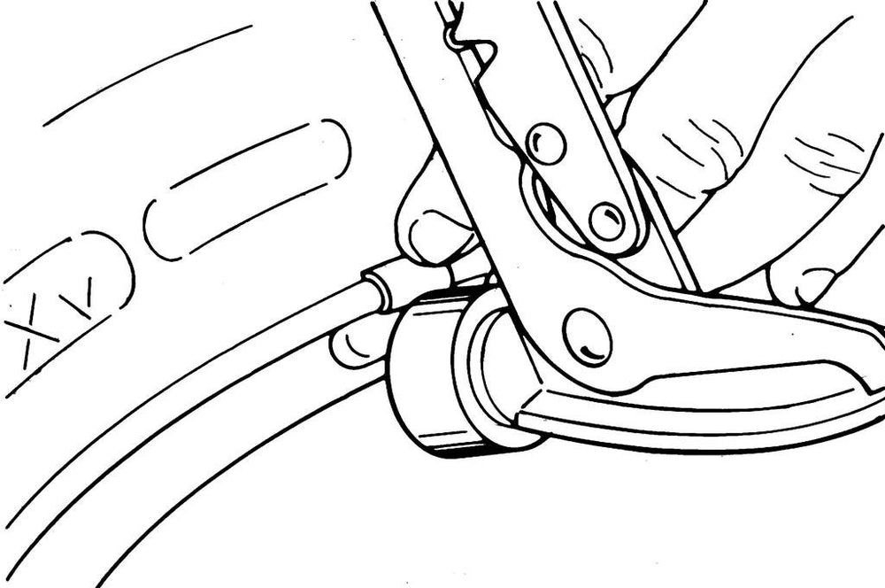 GEARWRENCH close-up of plastic hammer head protecting wheel finish