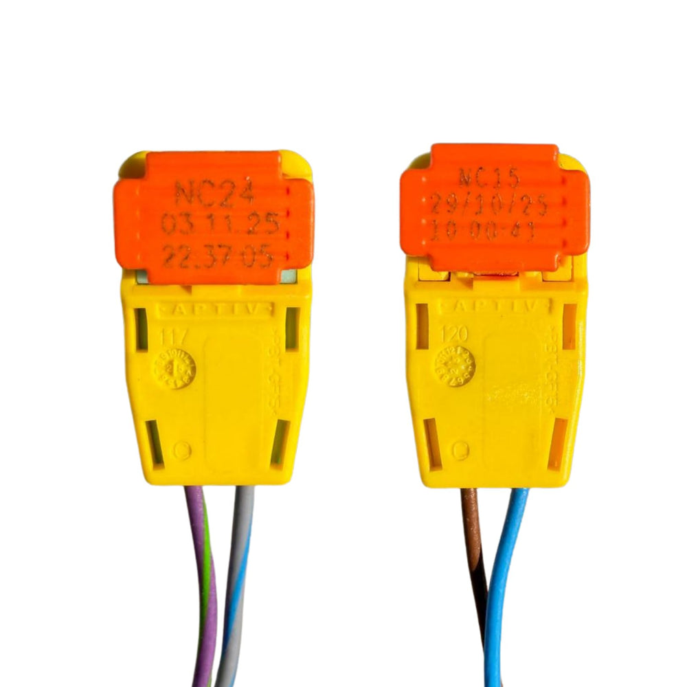 Generic brand connector close-up detail highlighting heat-resistant plastic and secure terminals