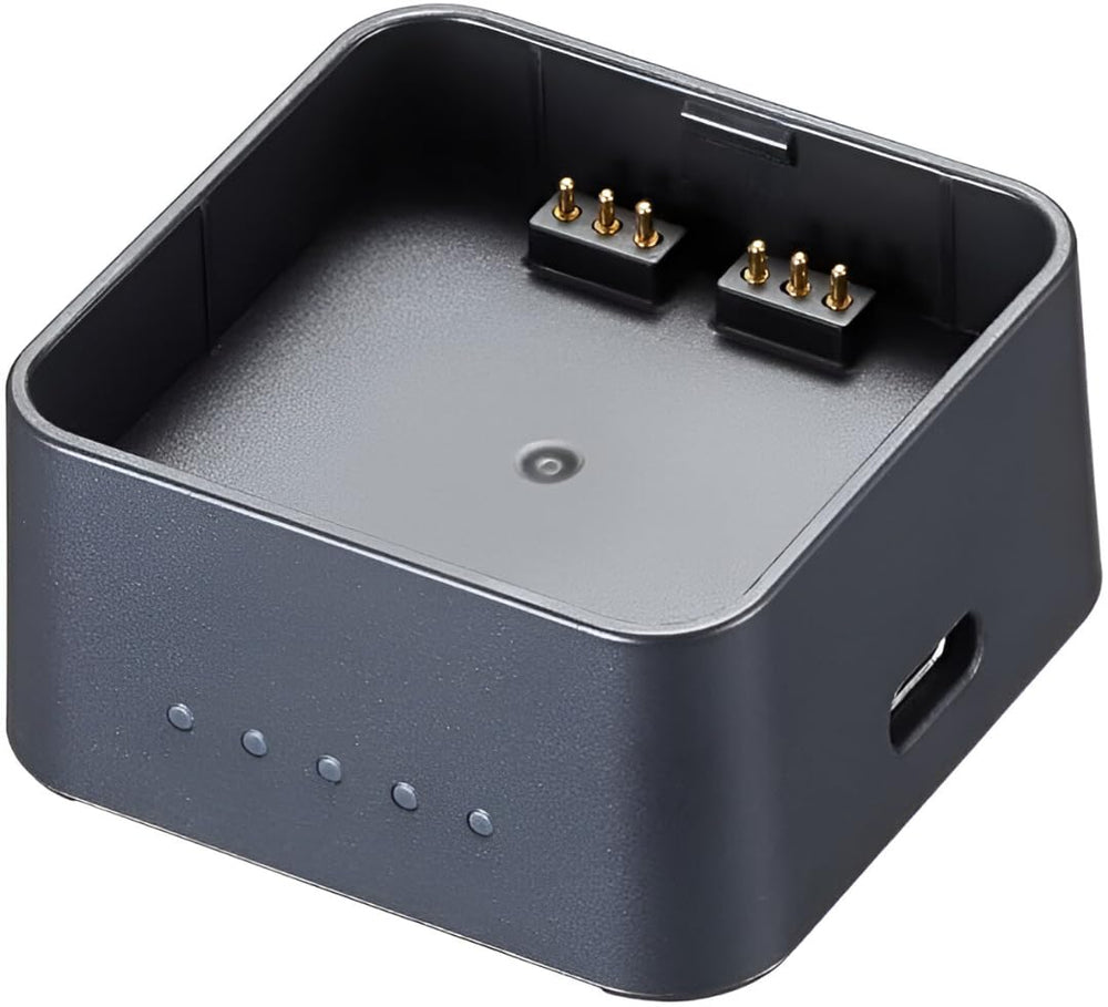 Godox UC30 front view showing slot and indicator lights, quick recharge benefit
