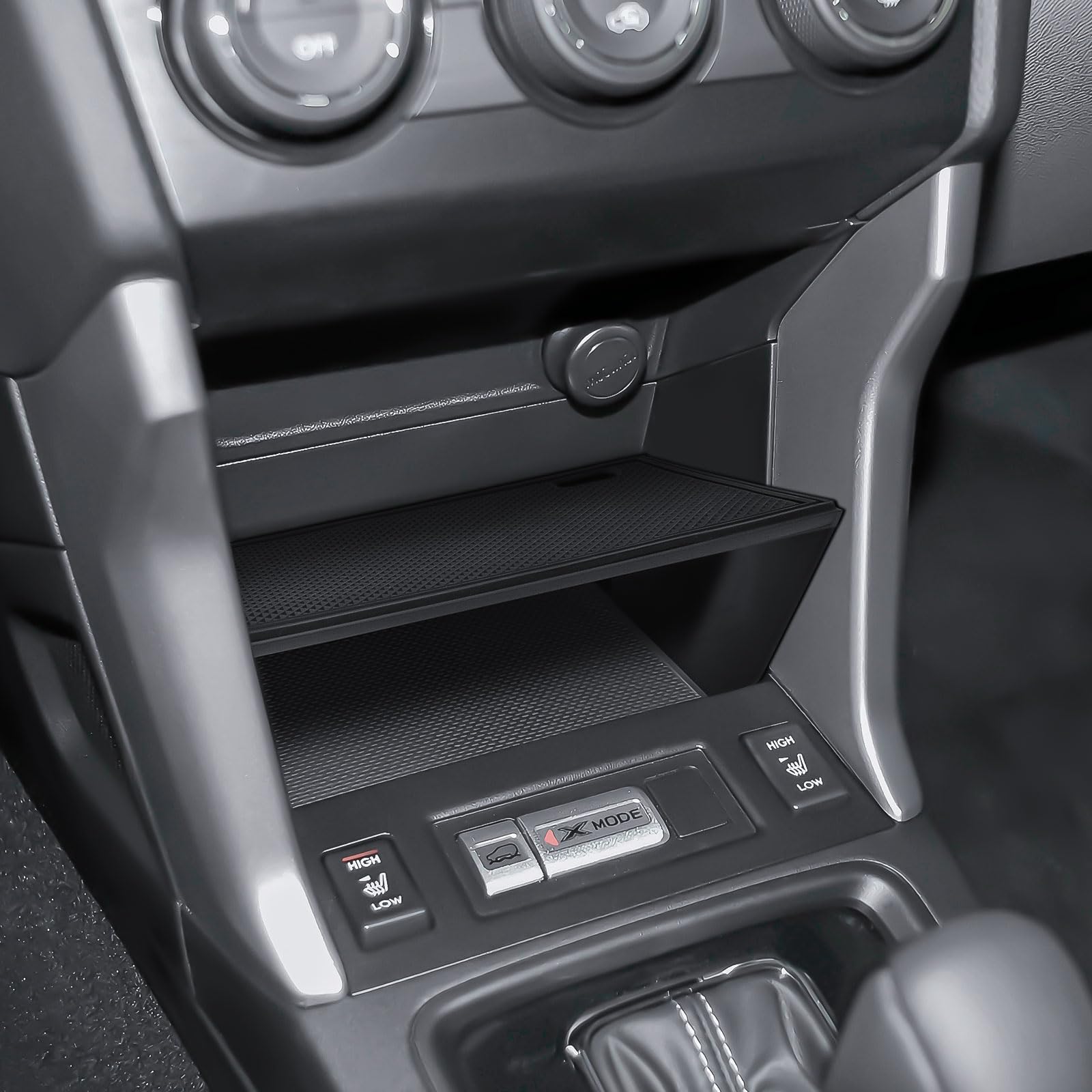 HGWEI organizer installed in console showing clean fit and preserved controls
