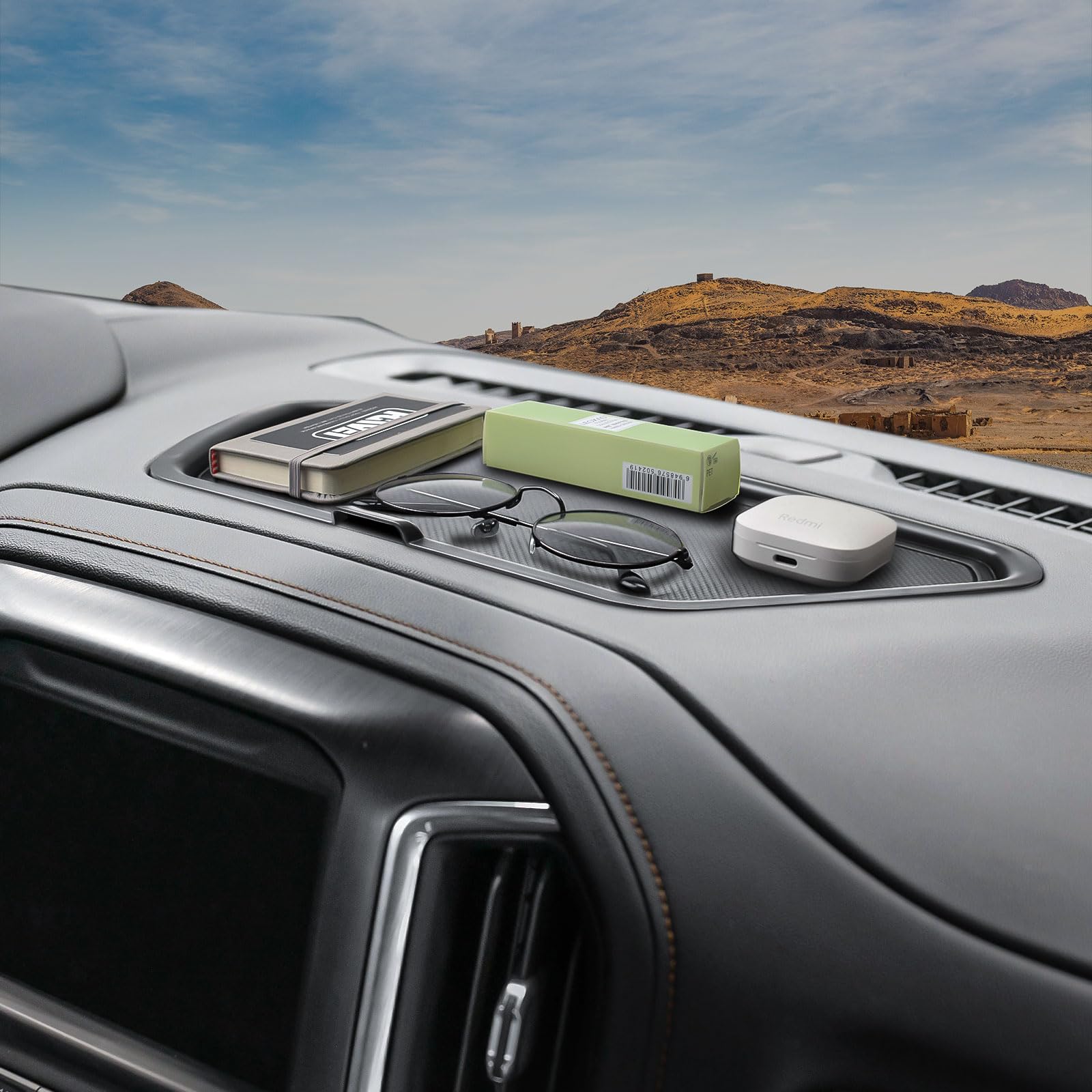 HGWEI lifestyle shot in truck interior showing tidy dashboard organization