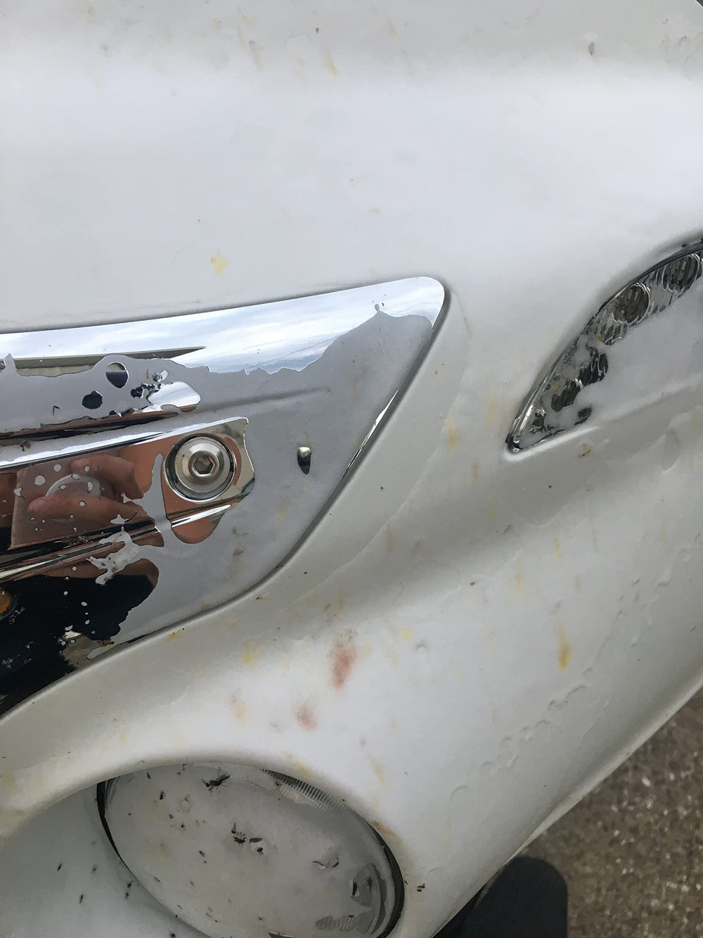 Hunter Detail used on a car during outdoor detailing for quick cleanup