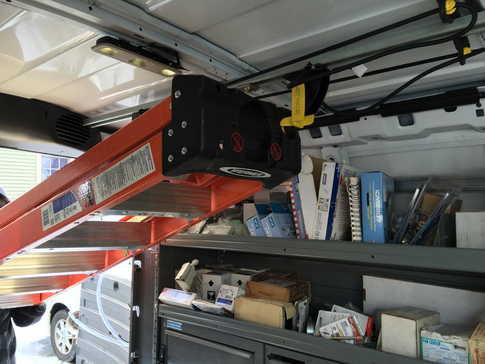 JET Rack premium shock cord and guide detail showing secure tension benefit