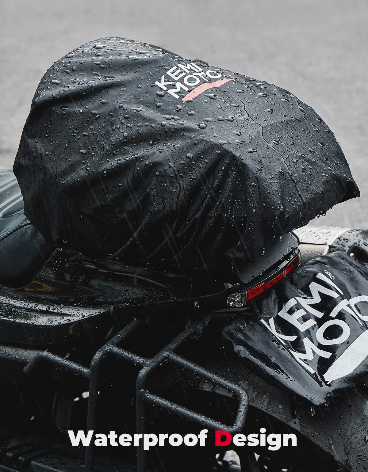 KEMIMOTO tail bag mounted on motorcycle rack proving stable carry