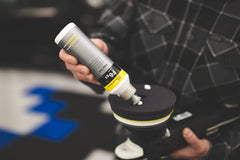 KOCHCHEMIE bottle beside polishing pads ready for professional use