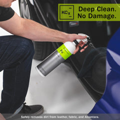KOCHCHEMIE wiping with microfiber illustrating residue removal benefit