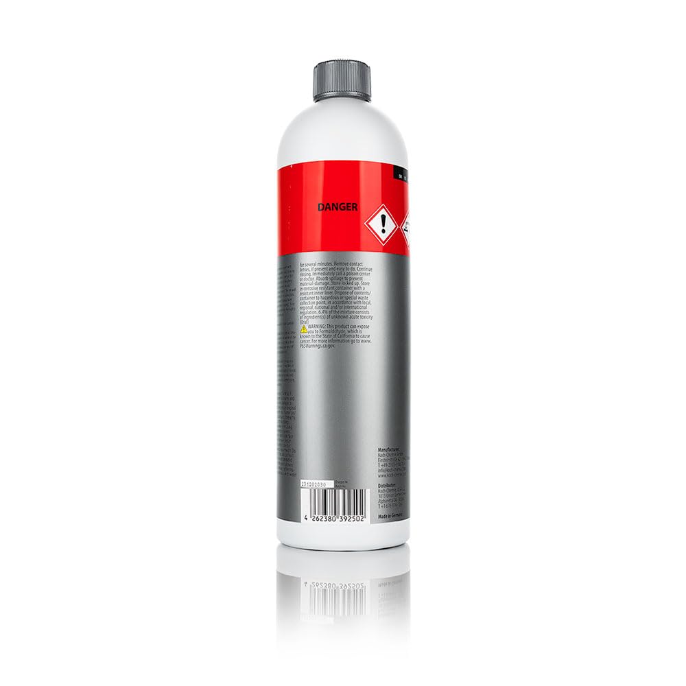 KOCHCHEMIE close-up of liquid texture and foam for visible cleaning power