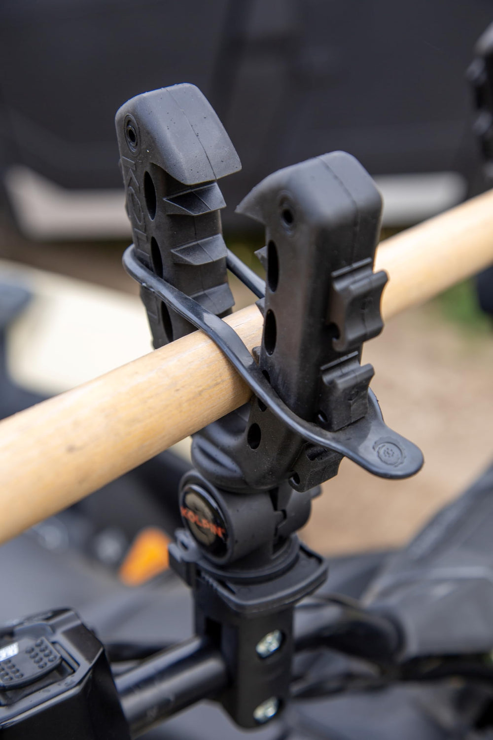 Kolpin Rhino Grip XL rotating base closeup showing 360-degree orientation control