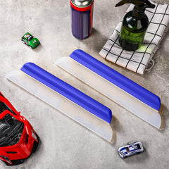 Lanties handle detail with ergonomic grip for comfortable control