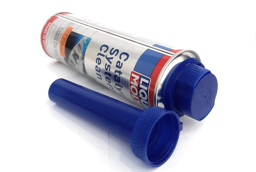 Liqui Moly texture detail emphasizing concentrated cleaning power