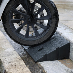 Liramera installed on driveway sideview providing stable vehicle access