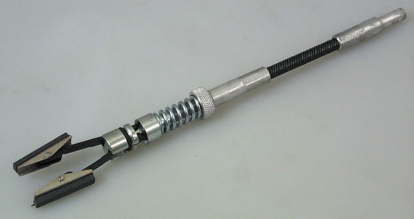 Lisle 10500 in use honing a brake cylinder demonstrating consistent bore finish restoration