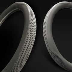 LKWLIKEI installed on a steering wheel illustrating improved grip and control