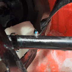 LockNLube 45-degree fittings detail showing angled reach benefit for tight spots