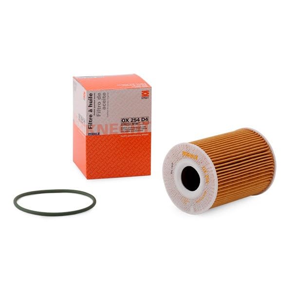 MAHLE close-up of pleated filter media highlighting superior dirt capture