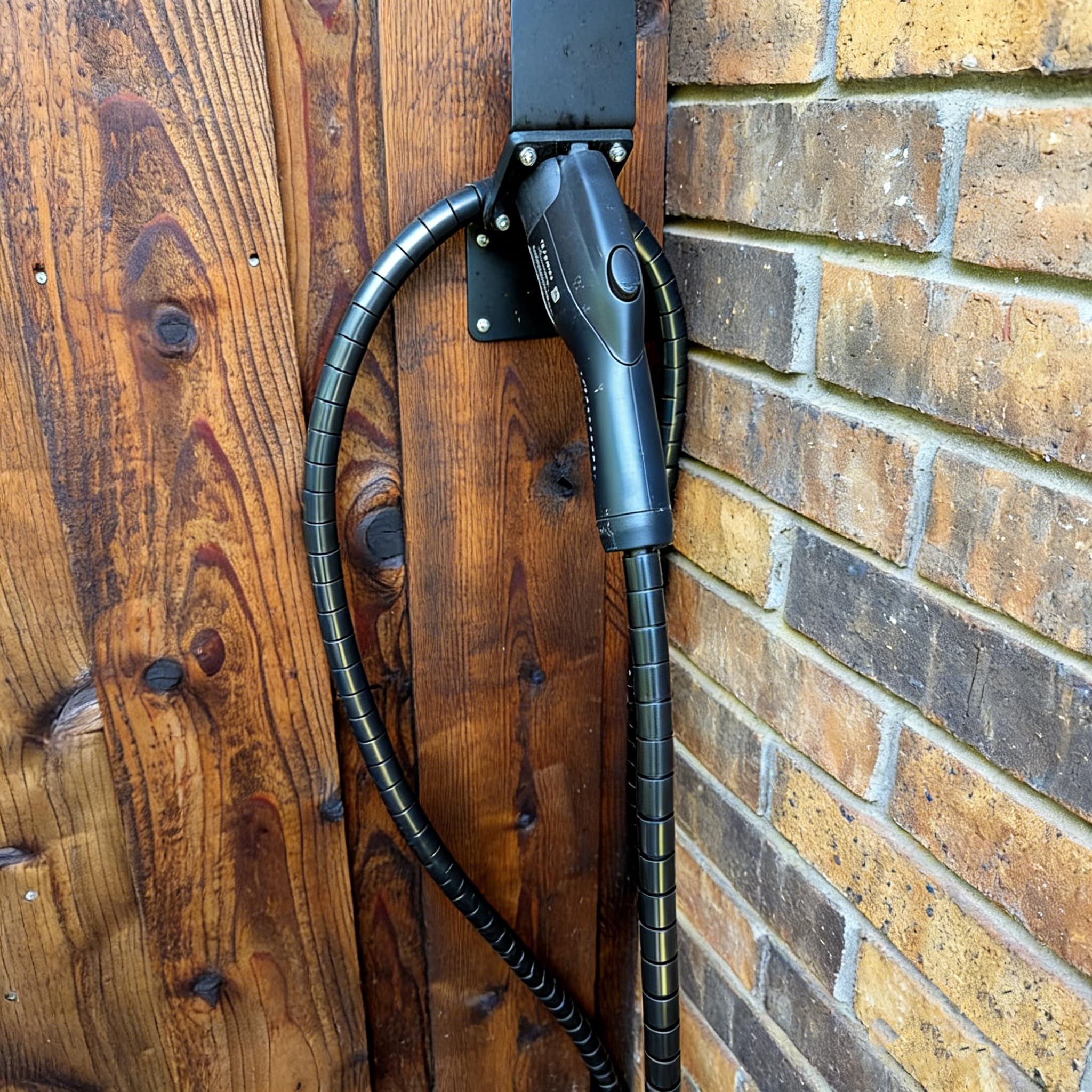 Maizengauto rounded edge close-up, prevents snagging and door crush