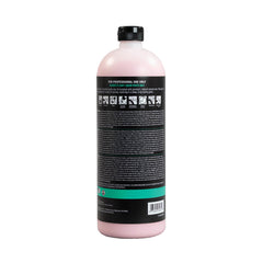 Malco bottle cap open pouring liquid wax for easy application benefit