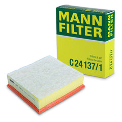 Mann Filter front packaging showing model C 24 137/1 and clear fit benefits