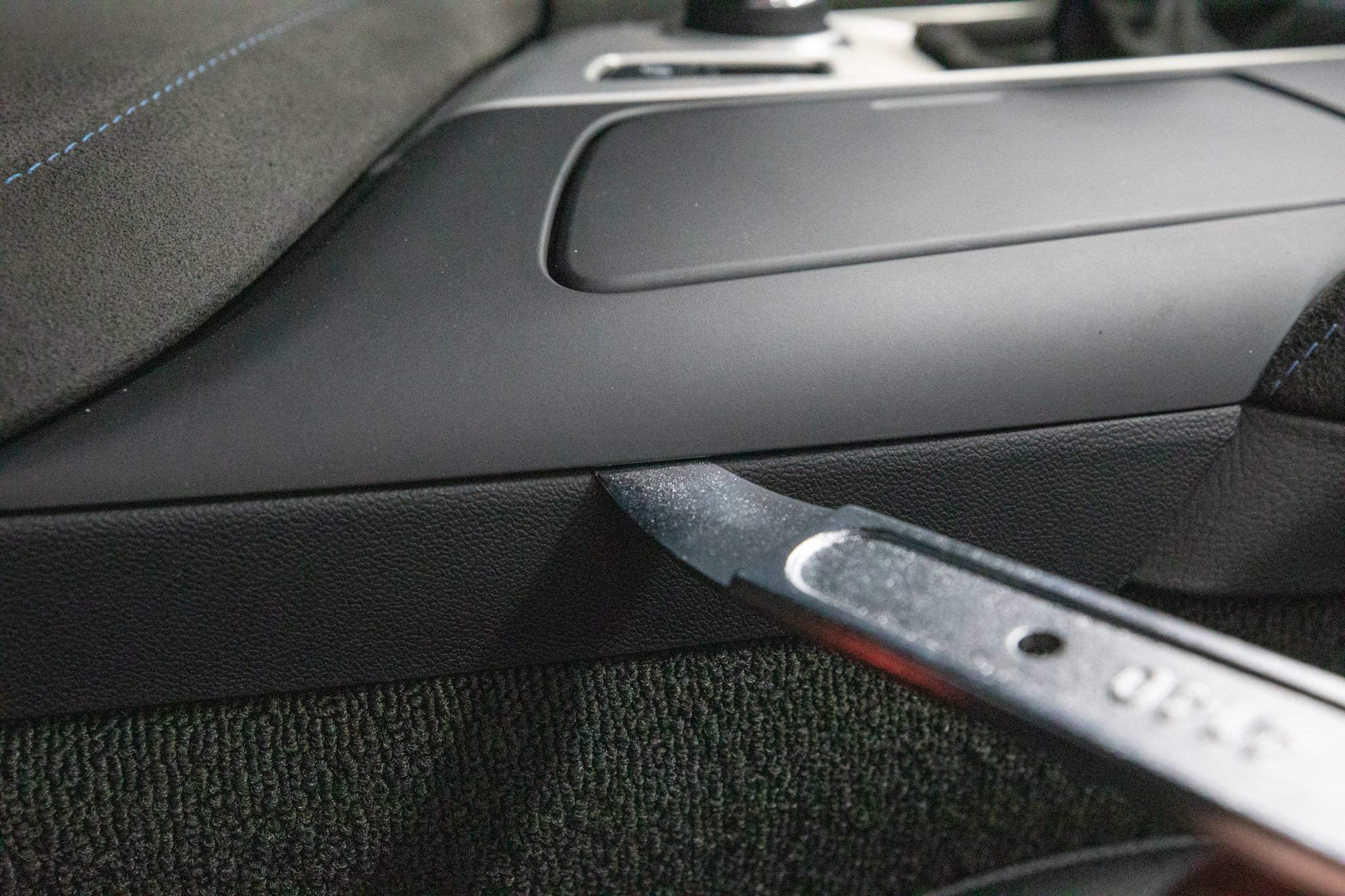 METAL MAGERY beside ruler showing compact size for portable convenience