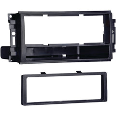 Metra 99-6511 front fascia showing precise fit and clean finish