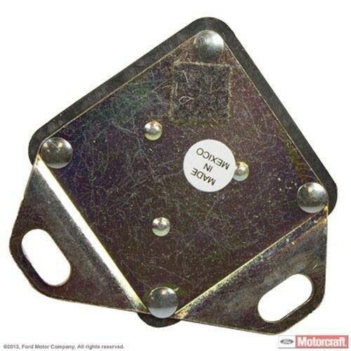 Motorcraft DY861 connector closeup showing corrosion-resistant terminals for stable contact