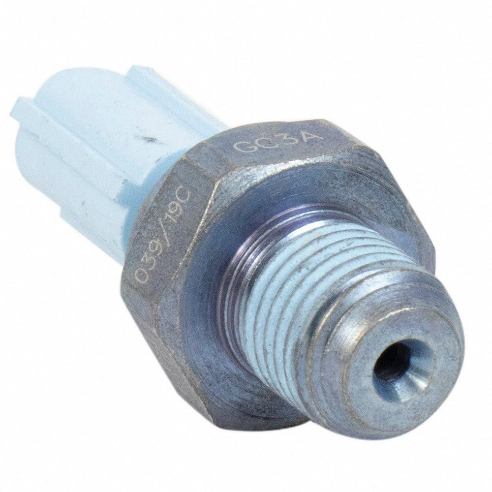 Motorcraft SW8368 connector closeup highlighting pins and seal, Motorcraft ensures correct connection