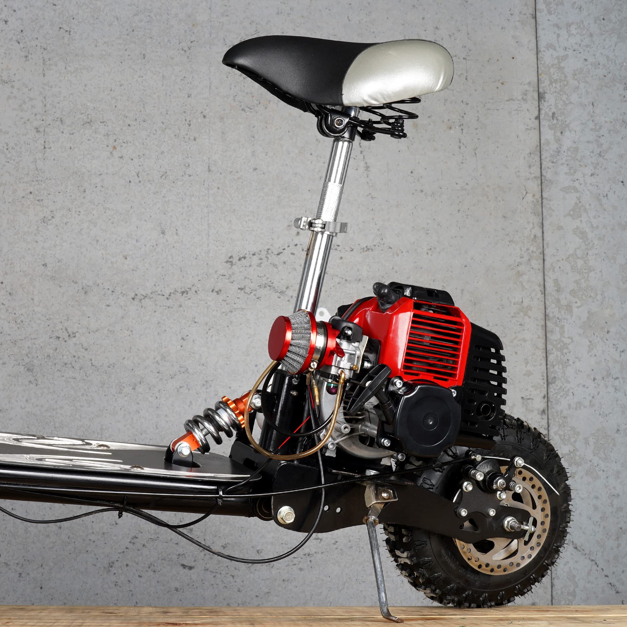 MTATCN mounting hardware with bolts and gaskets for secure, dust-resistant installation