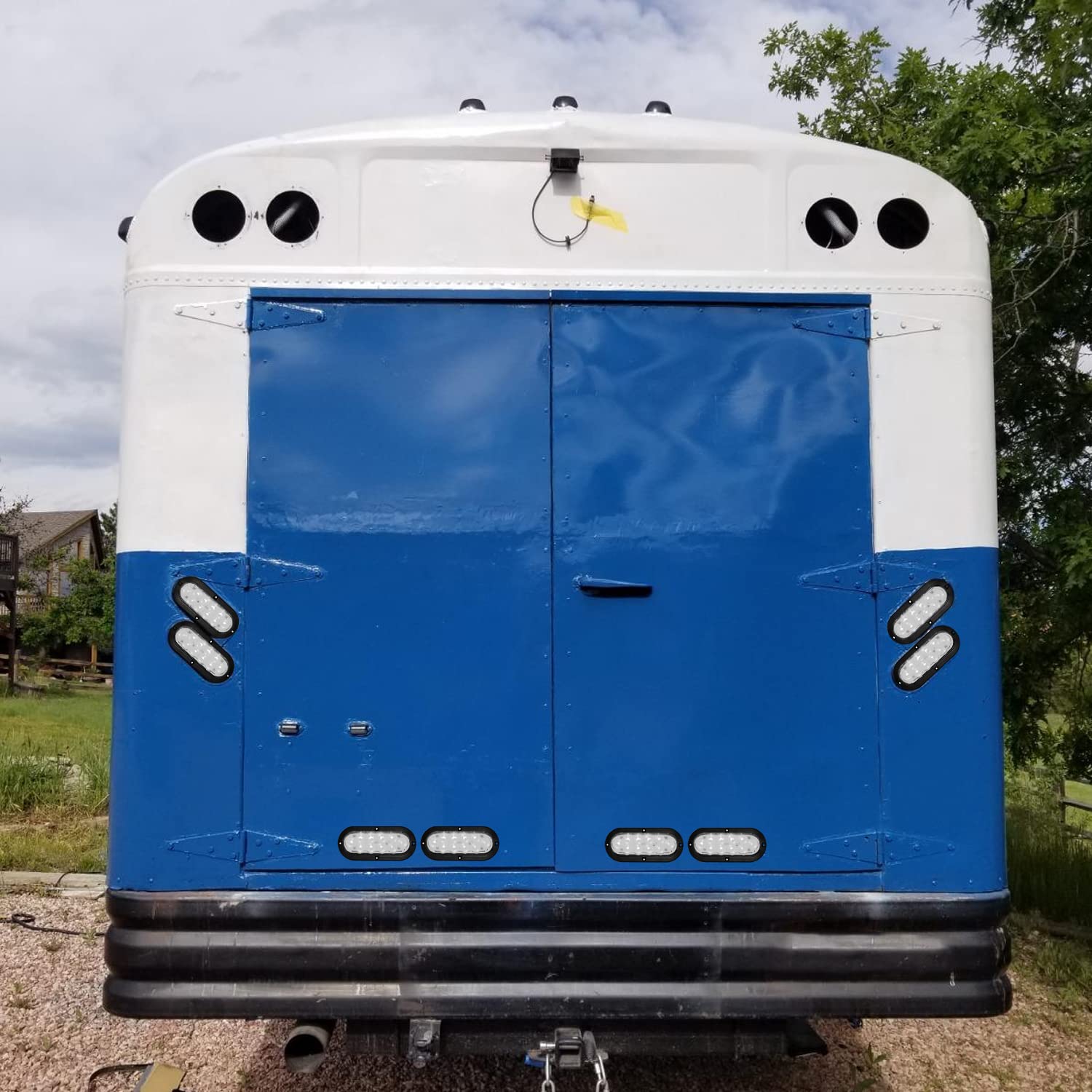 Nilight trailer backing at night demonstrating improved visibility and safety