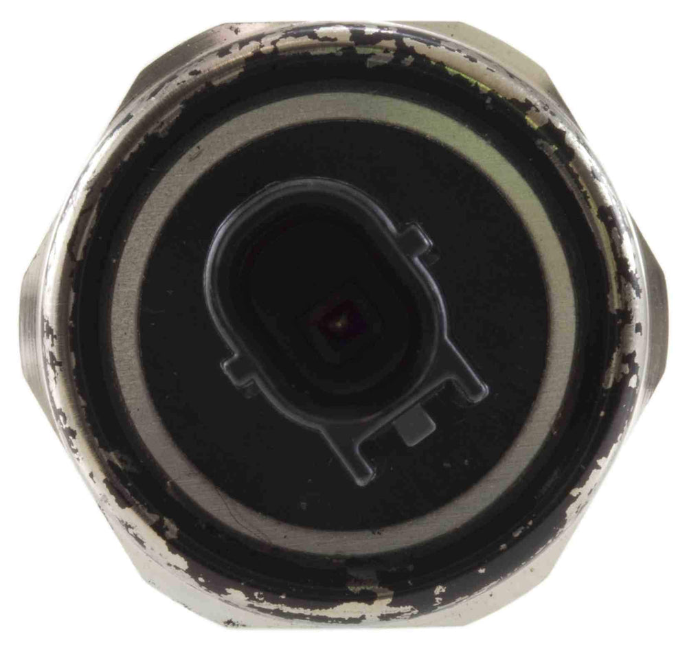 NTK ID0213 installed on engine block illustrating correct mounting and accurate detection