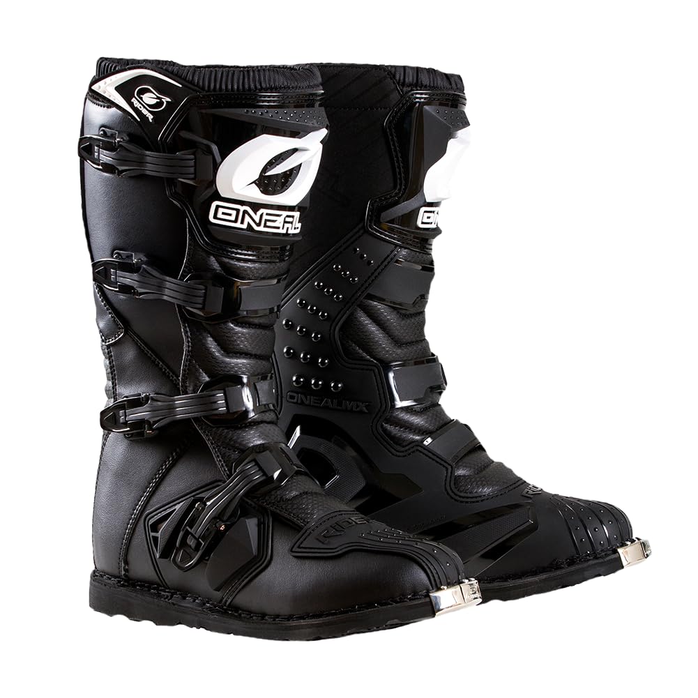O'NEAL boot front view showing protective plates and styling benefit safety