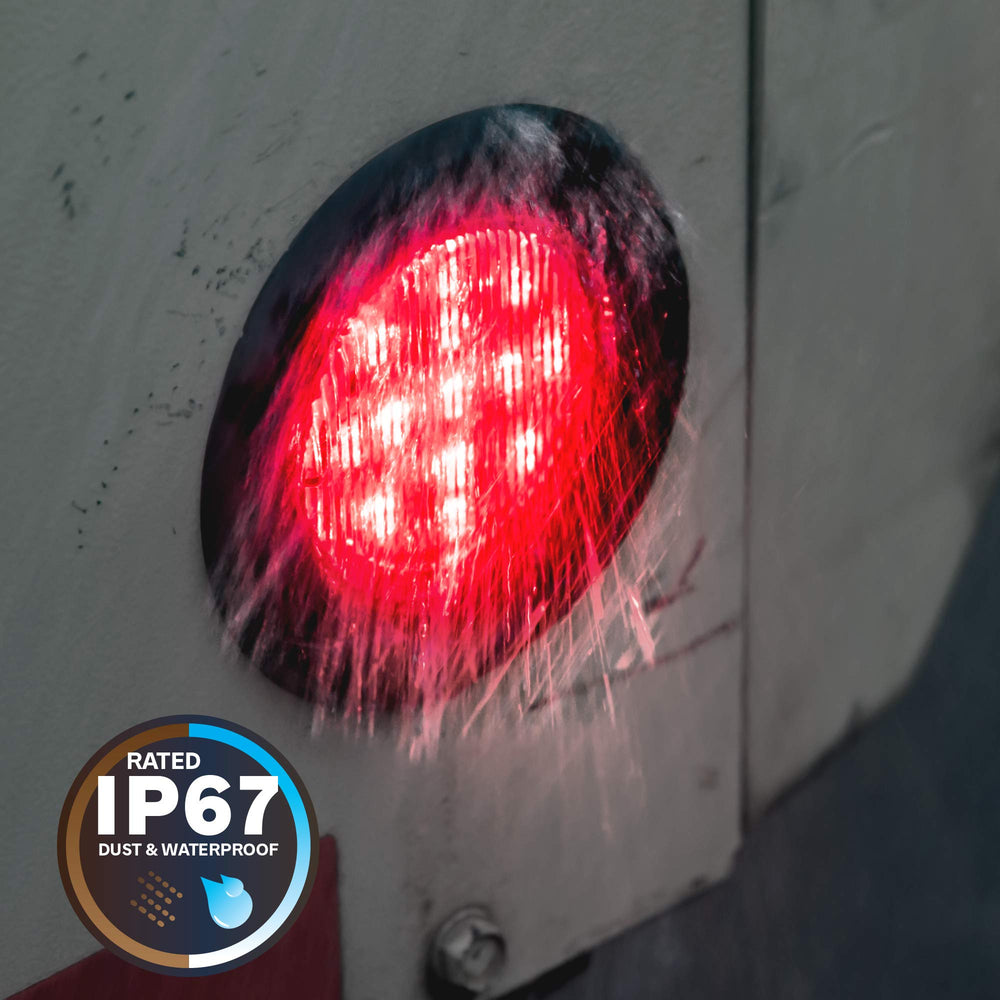 ONLINE LED STORE TRUE MODS submerged in water illustrating IP67 waterproof protection for boat trailers