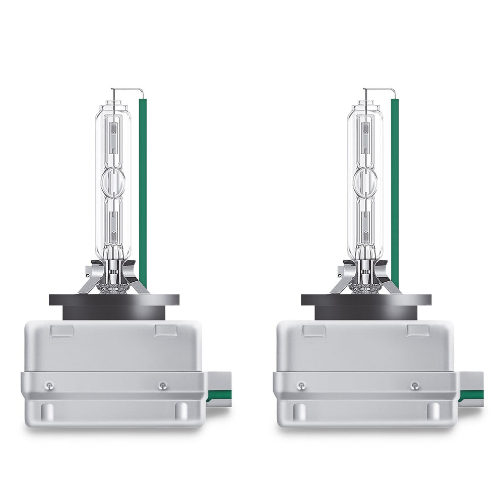 OSRAM Xenarc Night Breaker 220 beam demo on road illustrating longer visibility and contrast