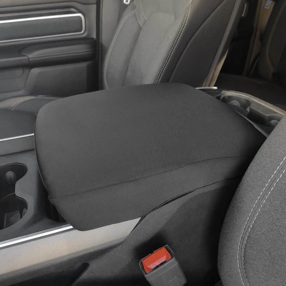 PIMCAR rear view highlighting elastic edge for secure, slip-free fit