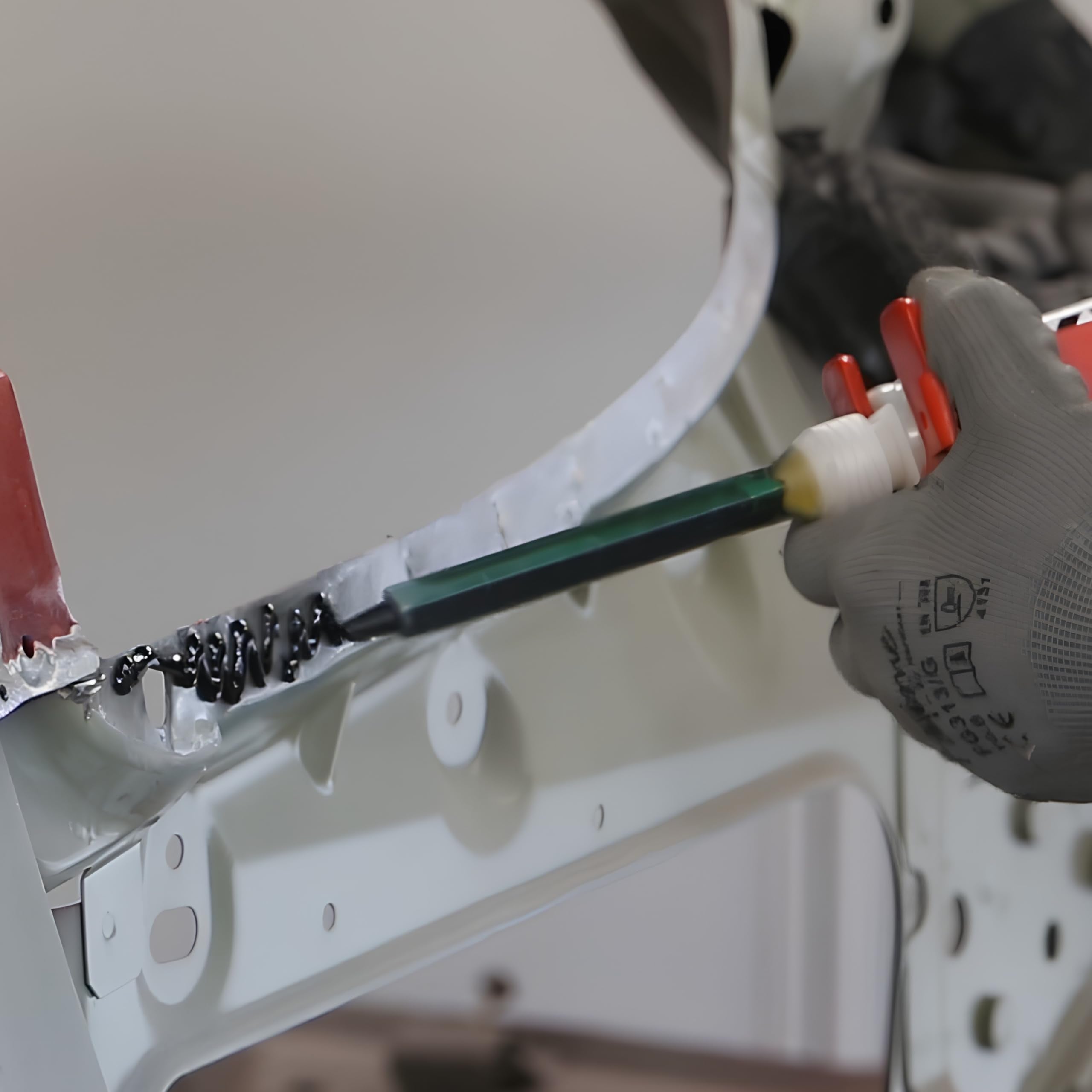 Polymix in automotive repair setting demonstrating fast welding-free assembly