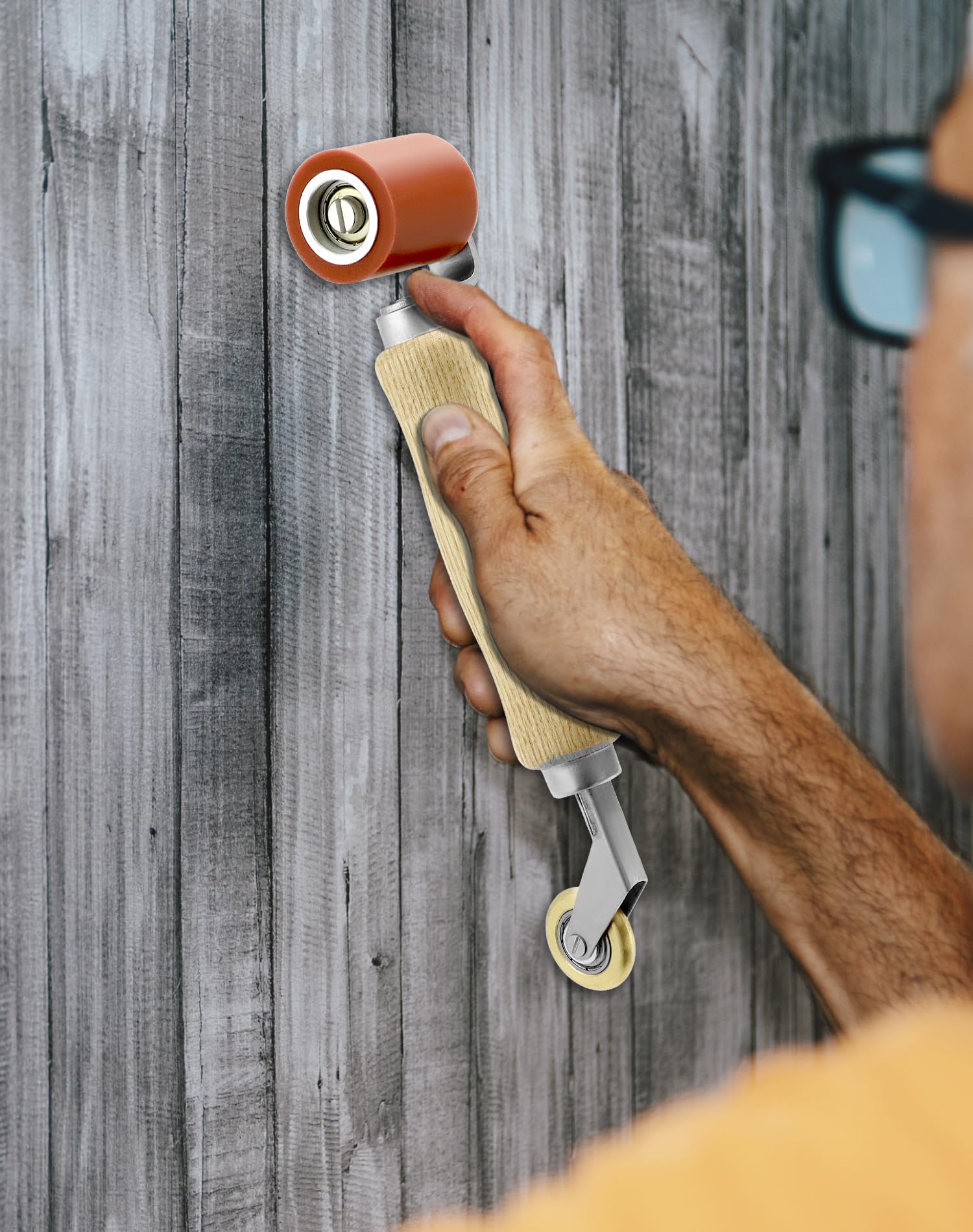 QWORK wood handle ergonomic grip shown for reduced installer fatigue