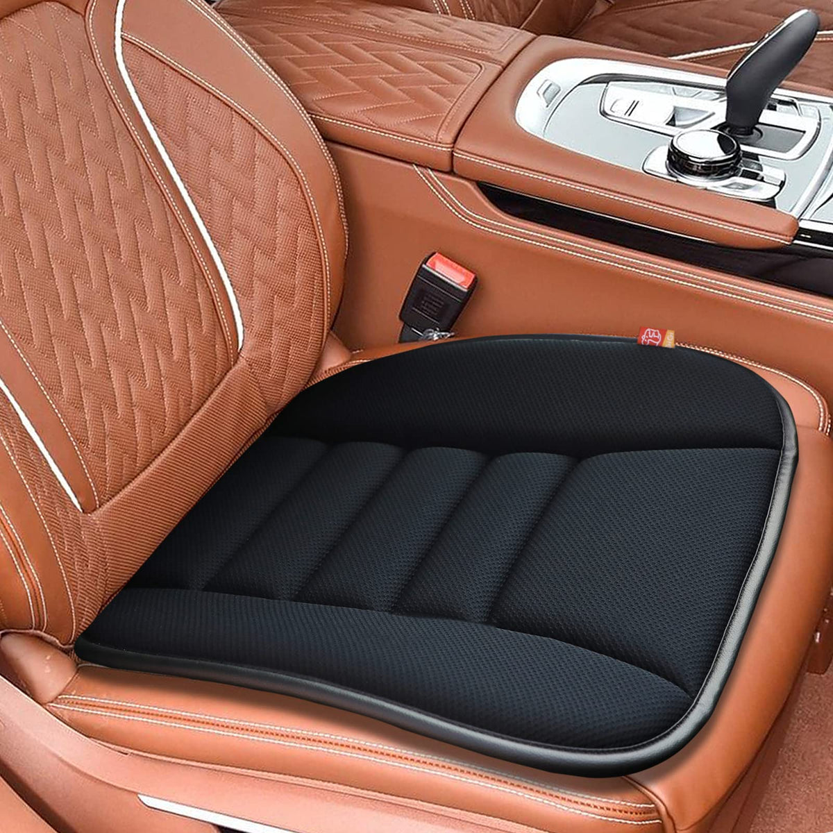 RaoRanDang front view on car seat showing improved comfort and fit