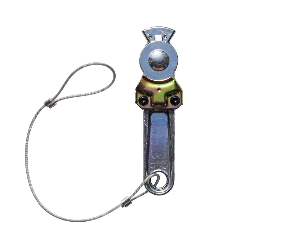 Road King close-up of 18 inch galvanized cable lanyard resisting corrosion and securing cap