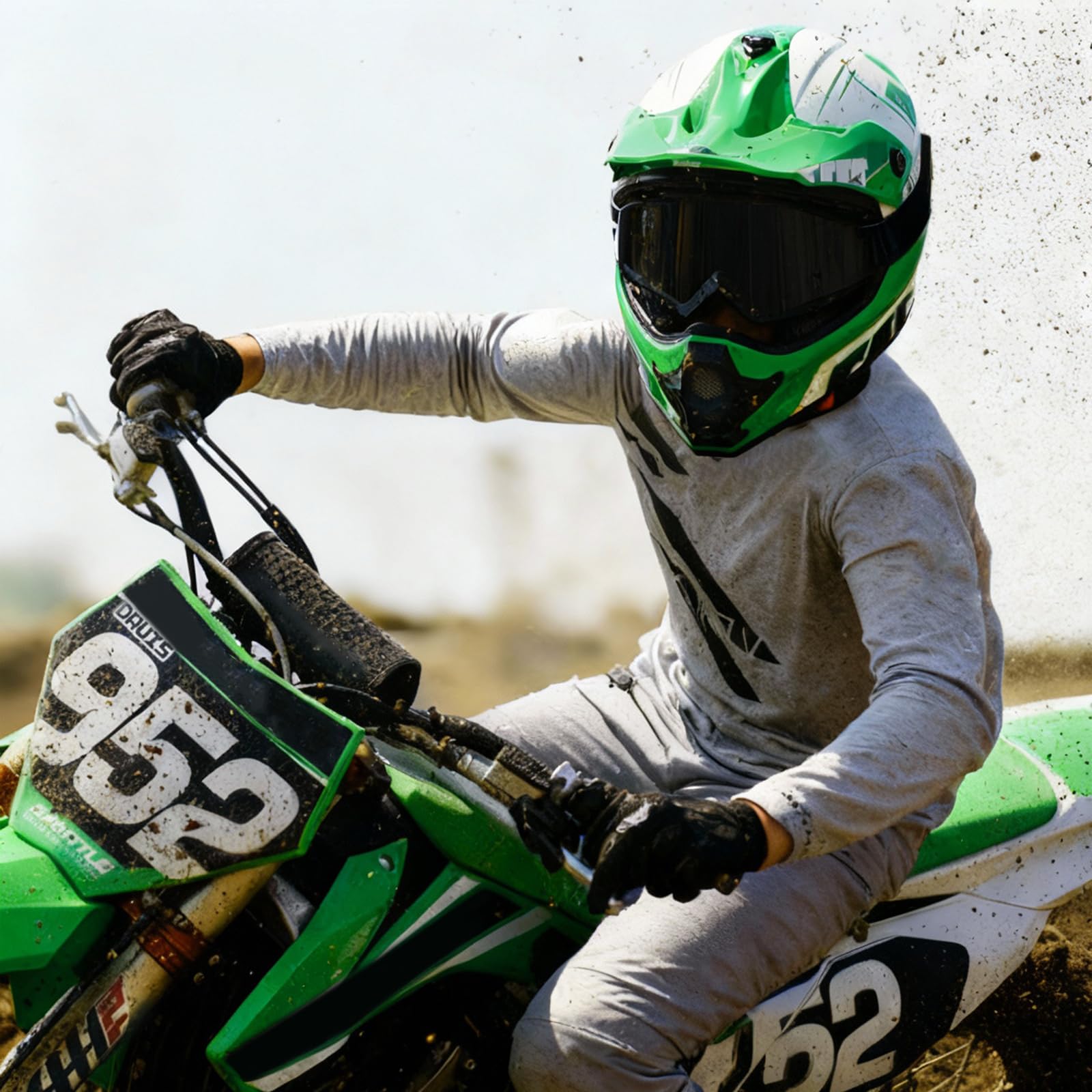 ROOZO packaging and accessories showing complete kit and ready-to-ride benefit